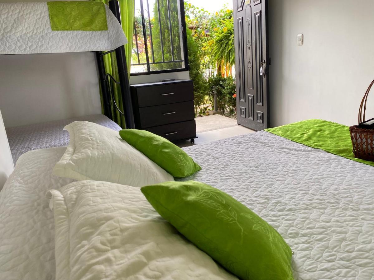 Hv Sueno Real Tatacoa Hotel Villavieja Eksteriør billede