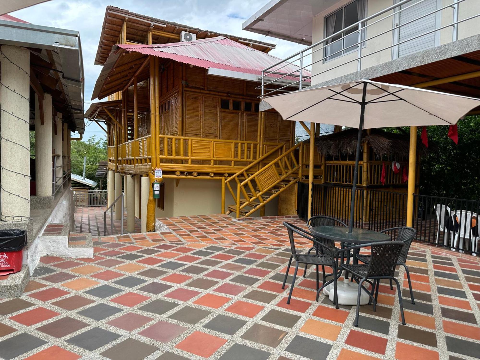 Hv Sueno Real Tatacoa Hotel Villavieja Eksteriør billede