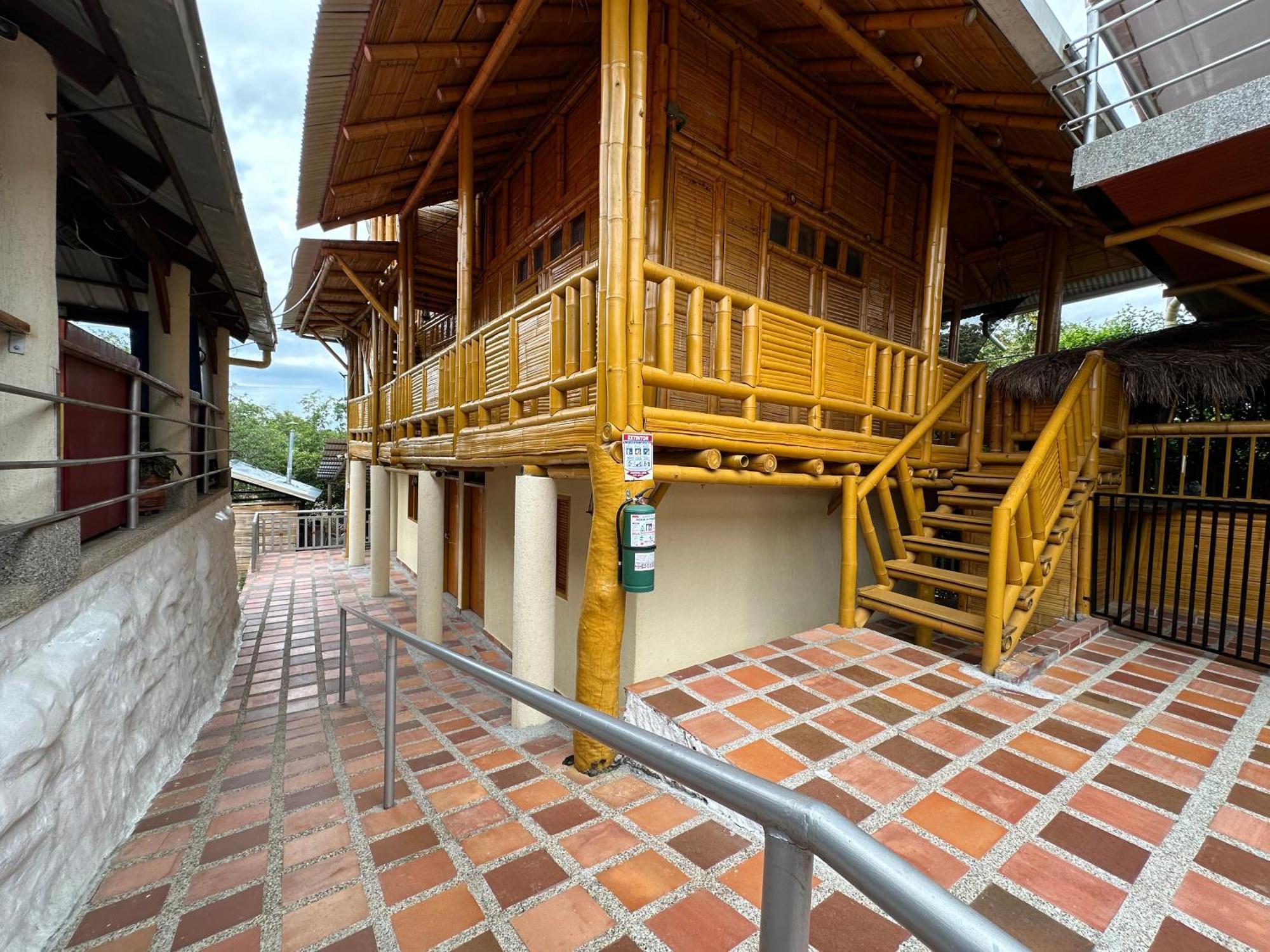 Hv Sueno Real Tatacoa Hotel Villavieja Eksteriør billede