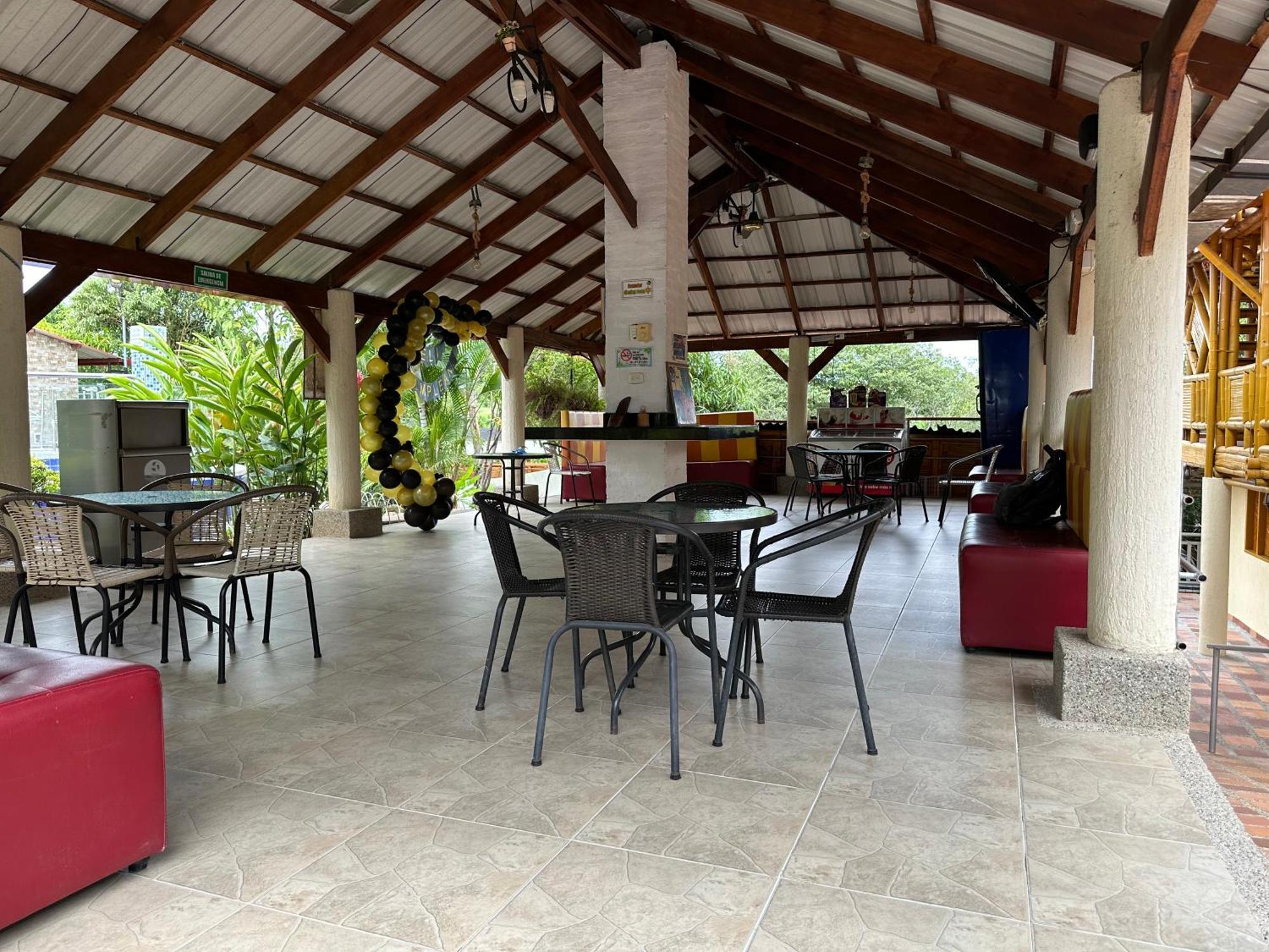 Hv Sueno Real Tatacoa Hotel Villavieja Eksteriør billede