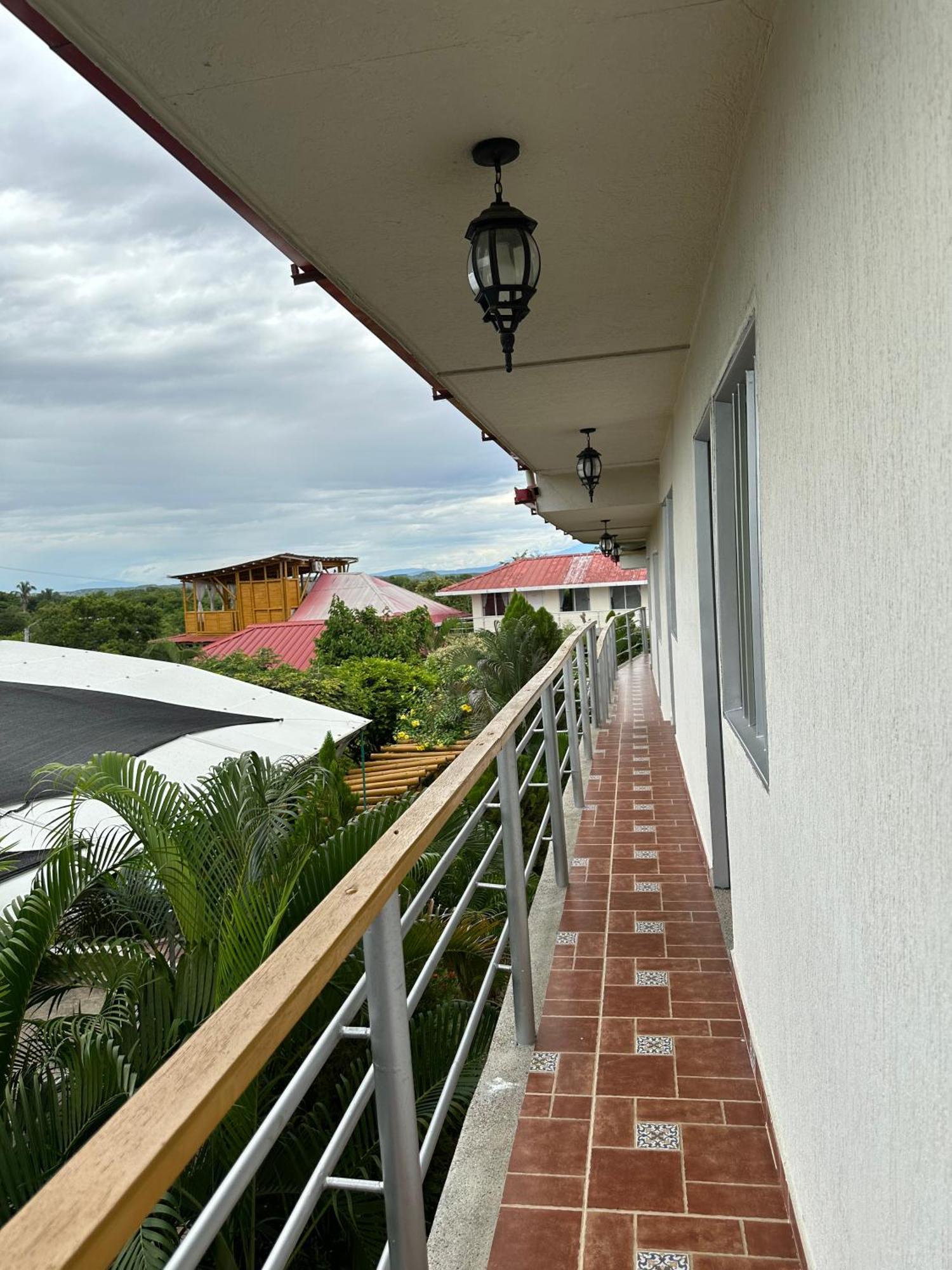 Hv Sueno Real Tatacoa Hotel Villavieja Eksteriør billede