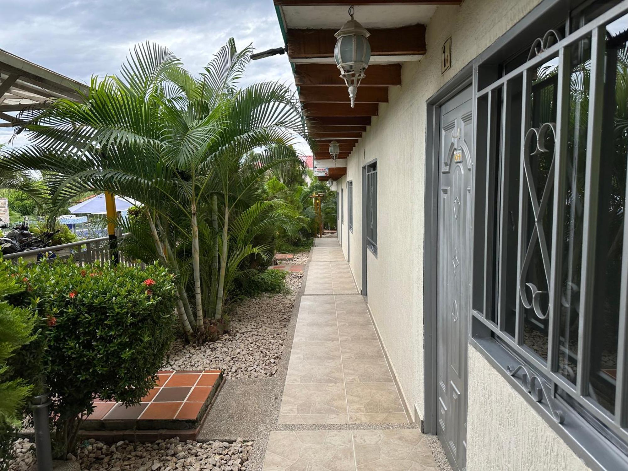 Hv Sueno Real Tatacoa Hotel Villavieja Eksteriør billede