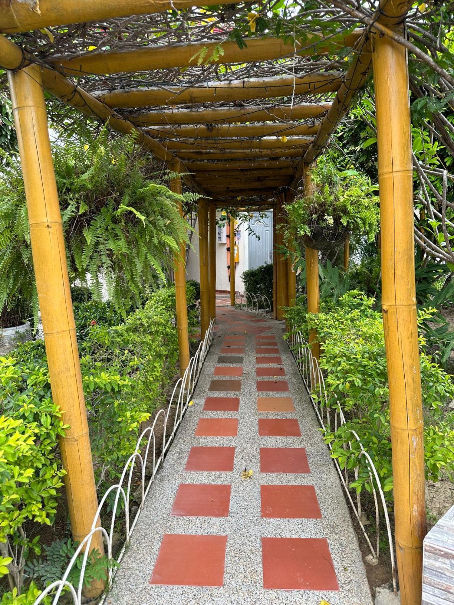 Hv Sueno Real Tatacoa Hotel Villavieja Eksteriør billede