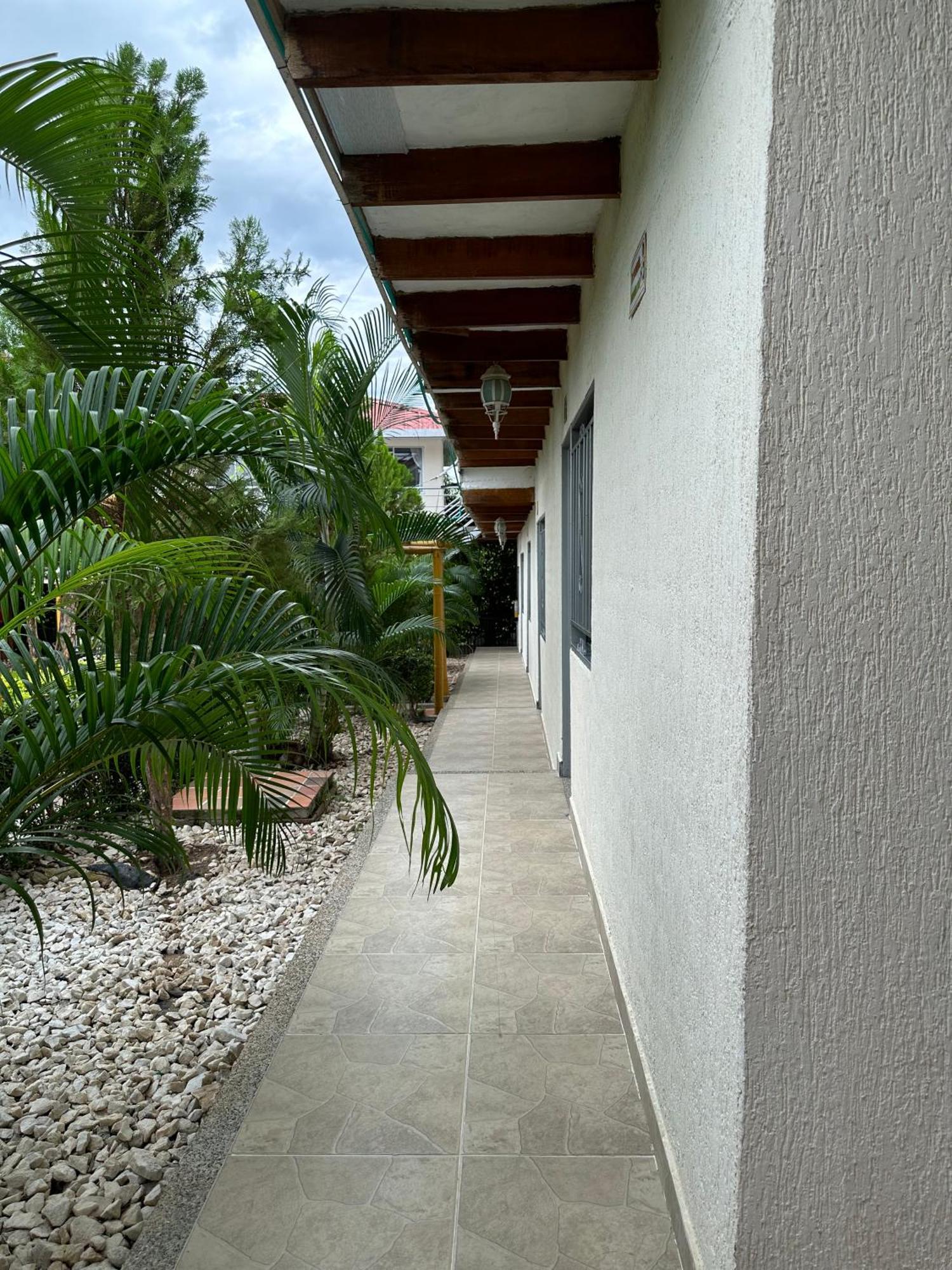 Hv Sueno Real Tatacoa Hotel Villavieja Eksteriør billede
