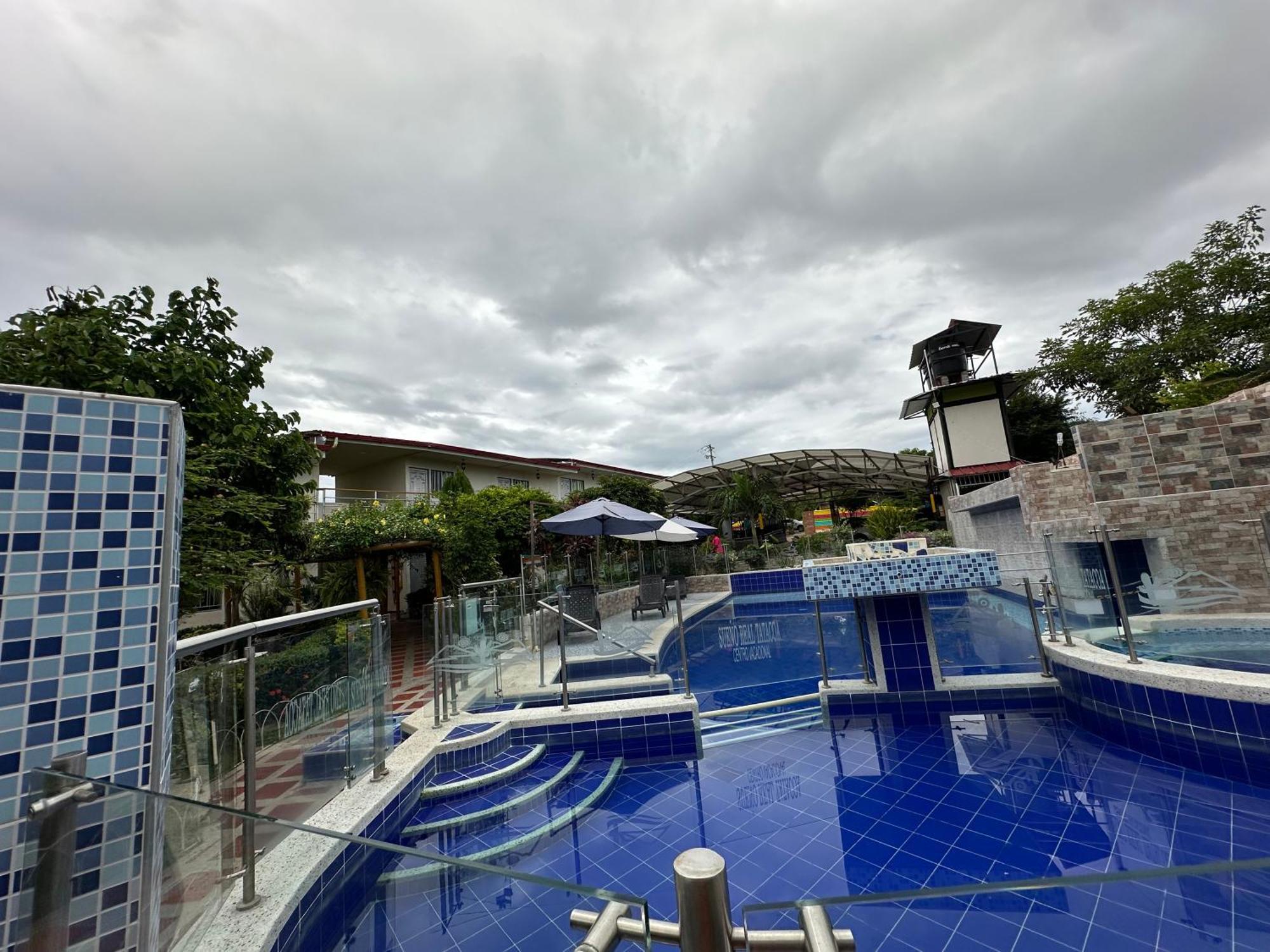 Hv Sueno Real Tatacoa Hotel Villavieja Eksteriør billede