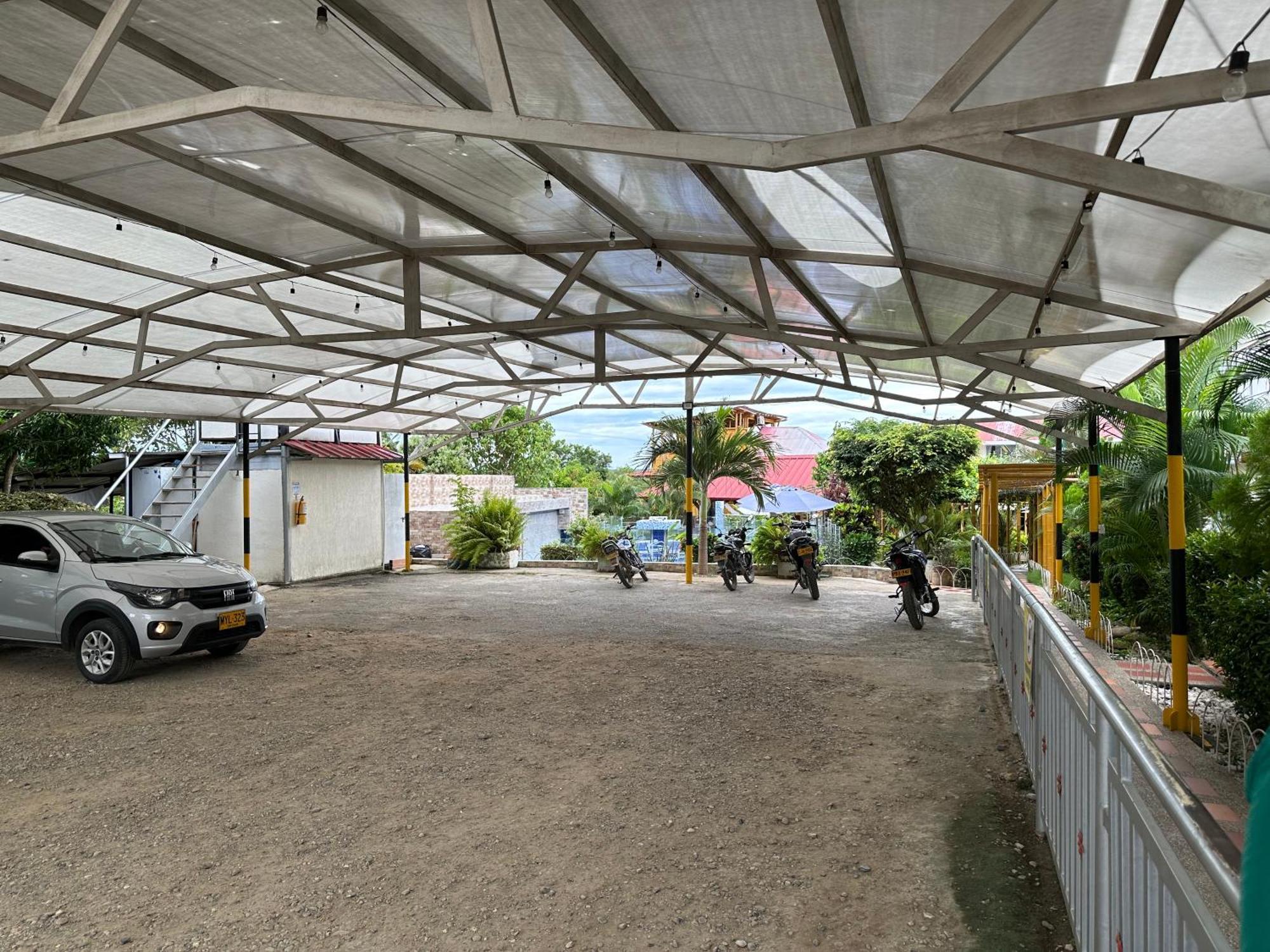 Hv Sueno Real Tatacoa Hotel Villavieja Eksteriør billede